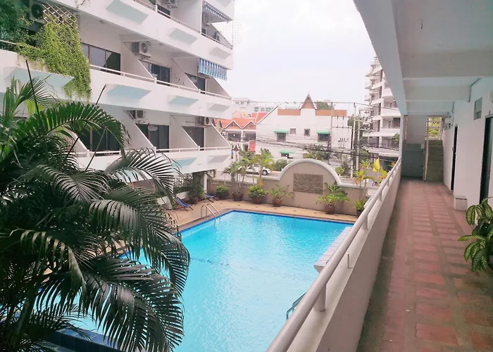 Jomtien Hill Resort Pratamnak