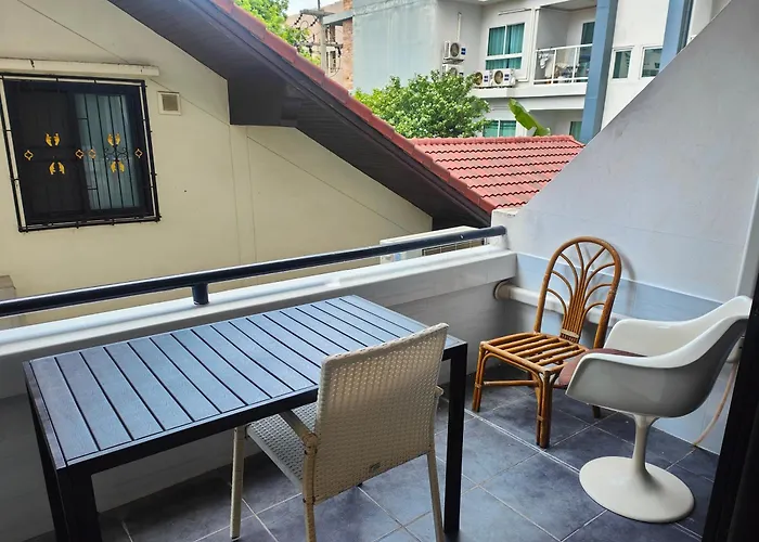 Jomtien Hill Resort Pratamnak
